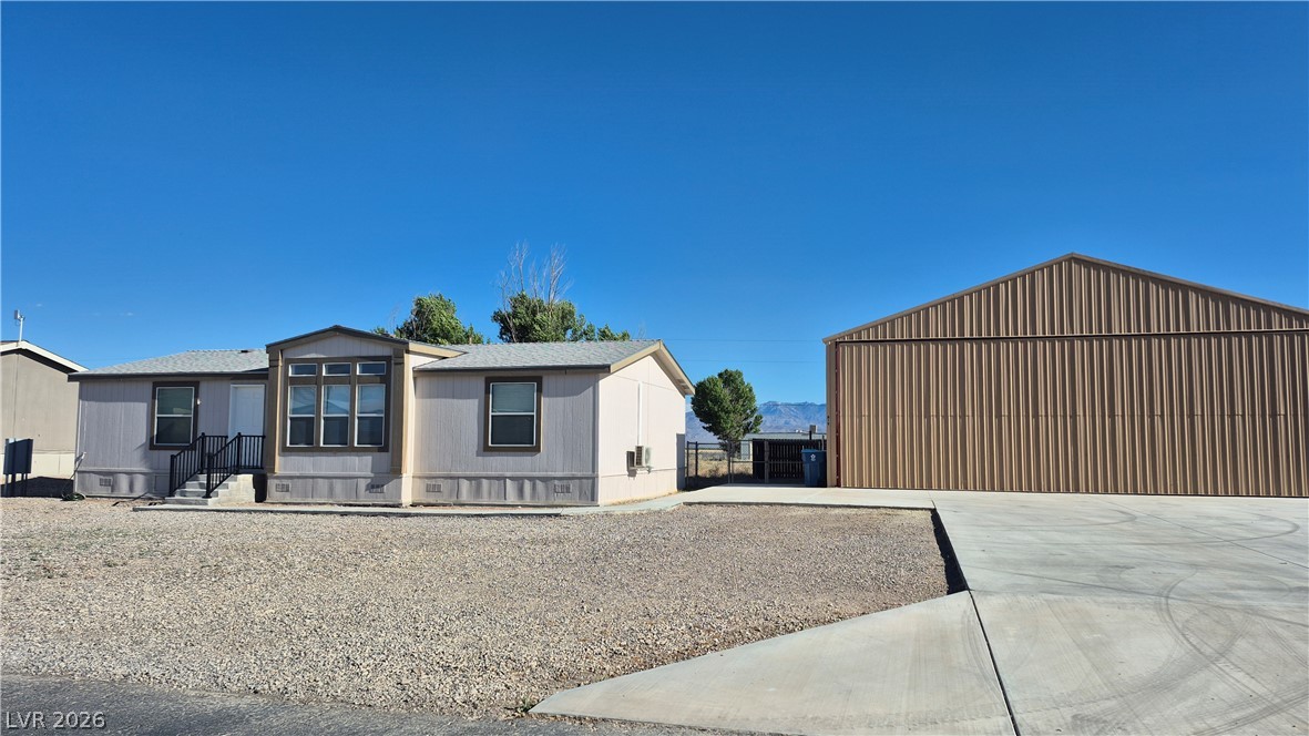 819 Skyhawk Avenue Property Photo 1