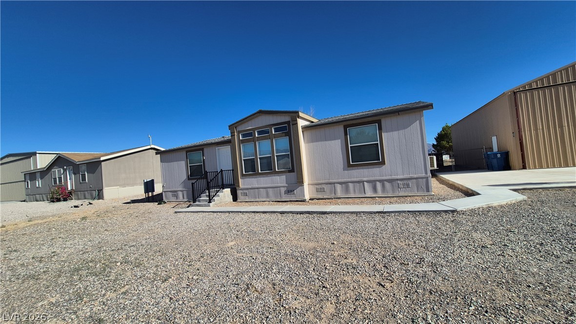 819 Skyhawk Avenue Property Photo 3