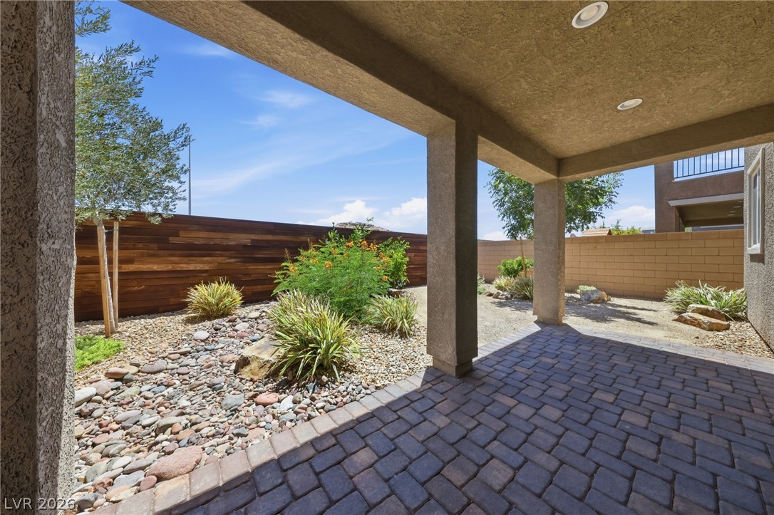 7547 Tinley Creek Avenue Property Photo 6