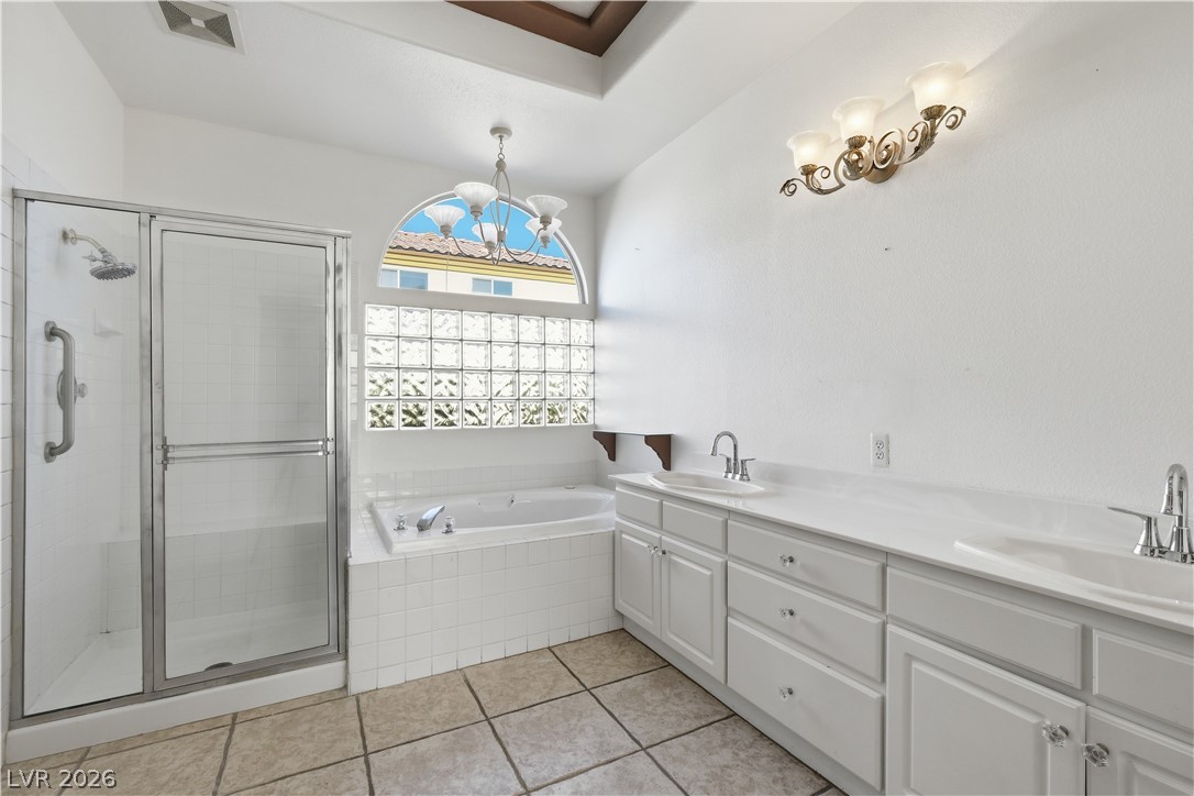 898 East Robindale Road Property Photo 25
