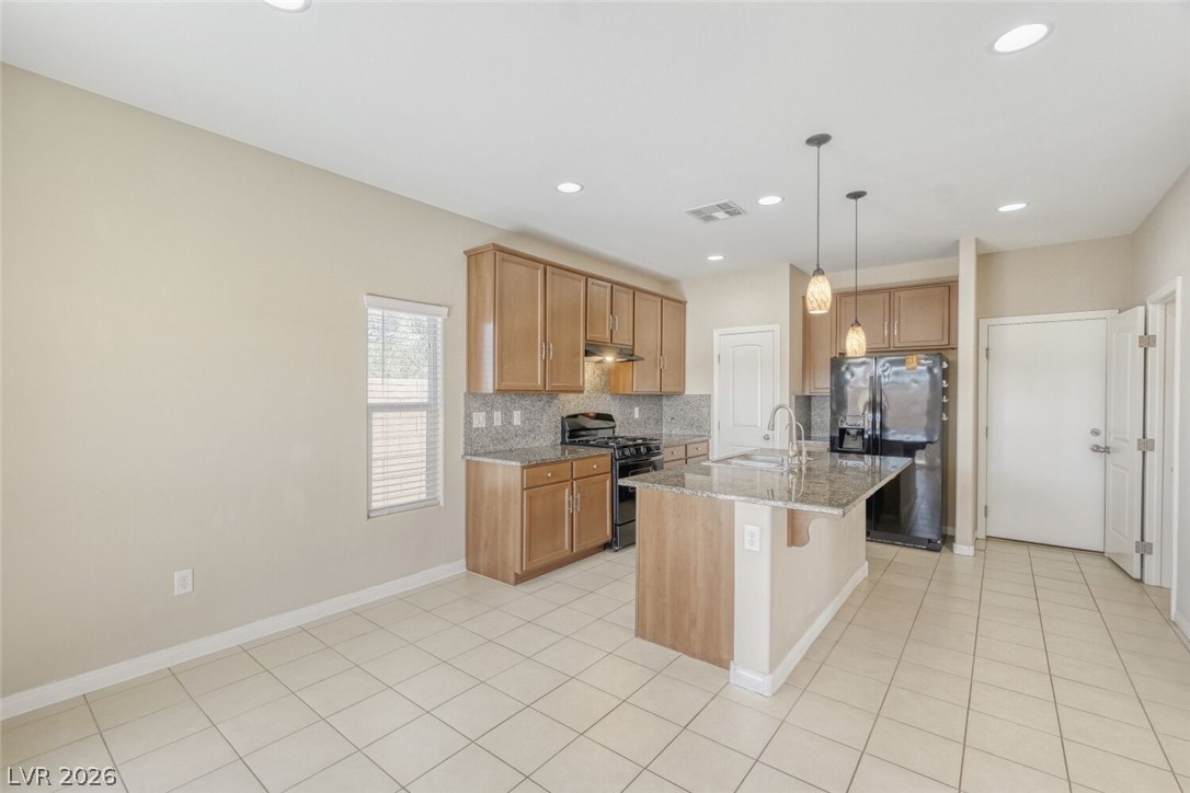 8881 Lake Myers Court Property Photo 8