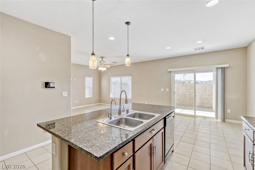 8881 Lake Myers Court Property Photo 9