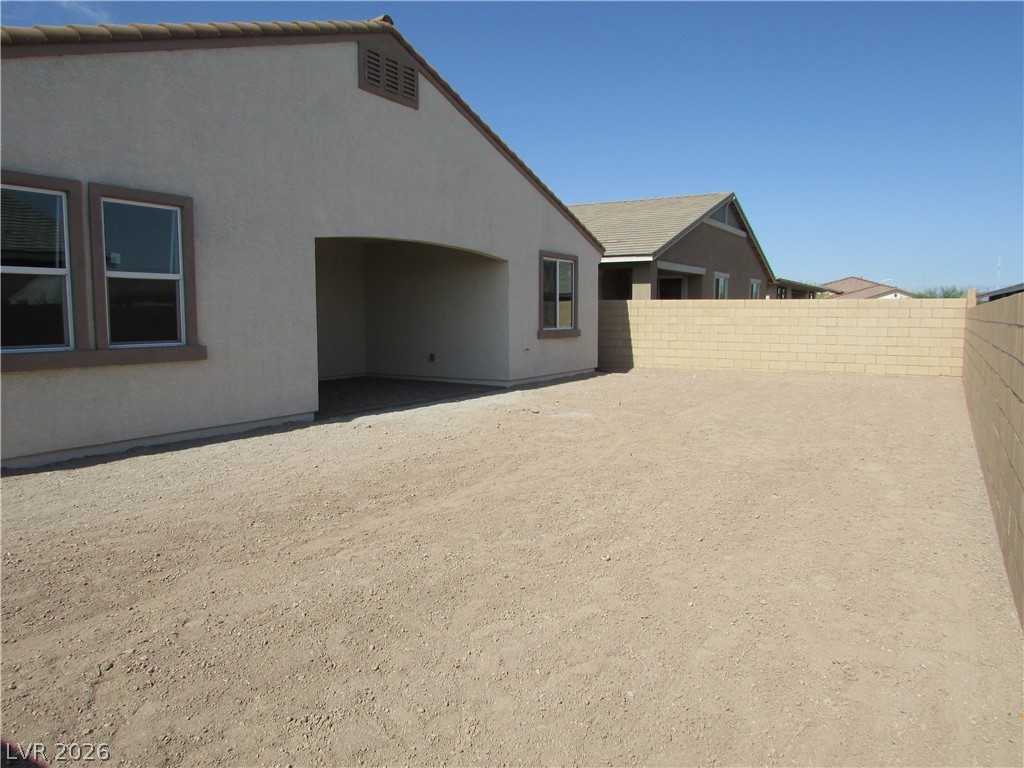 510 Chestnut Falcon Ave Property Photo 6