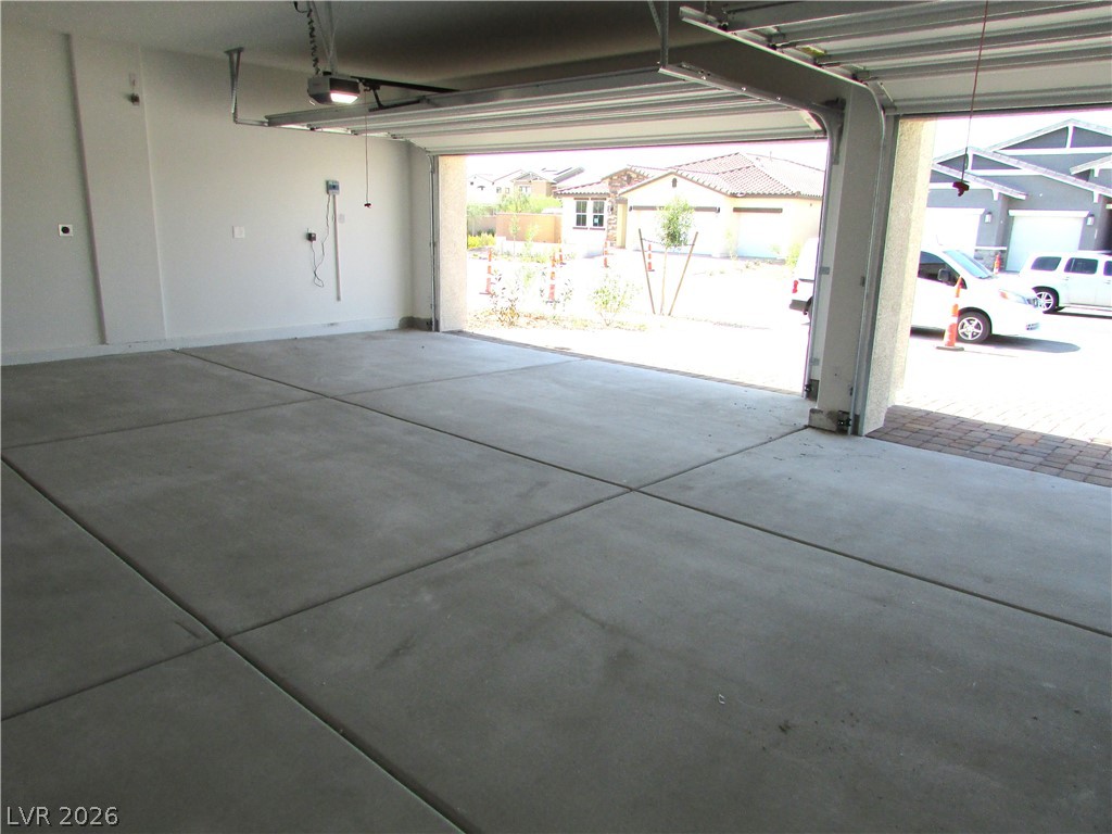 510 Chestnut Falcon Ave Property Photo 9