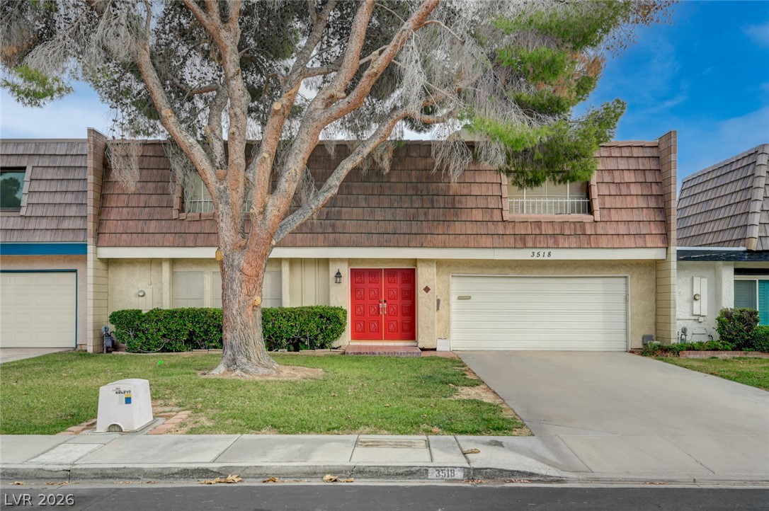 3518 Blackstone Street Property Photo 2