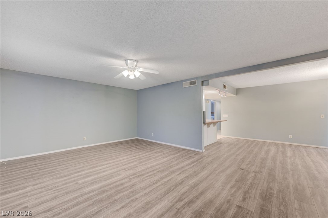 3518 Blackstone Street Property Photo 4