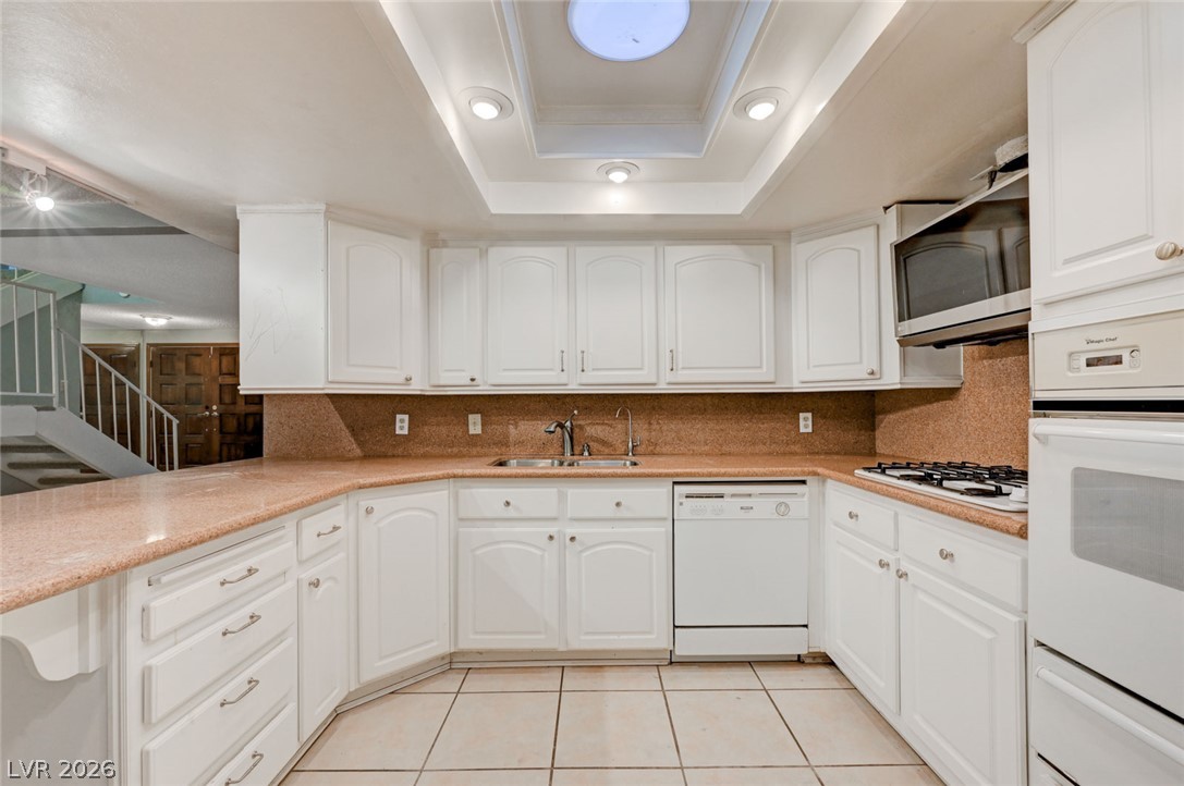 3518 Blackstone Street Property Photo 13