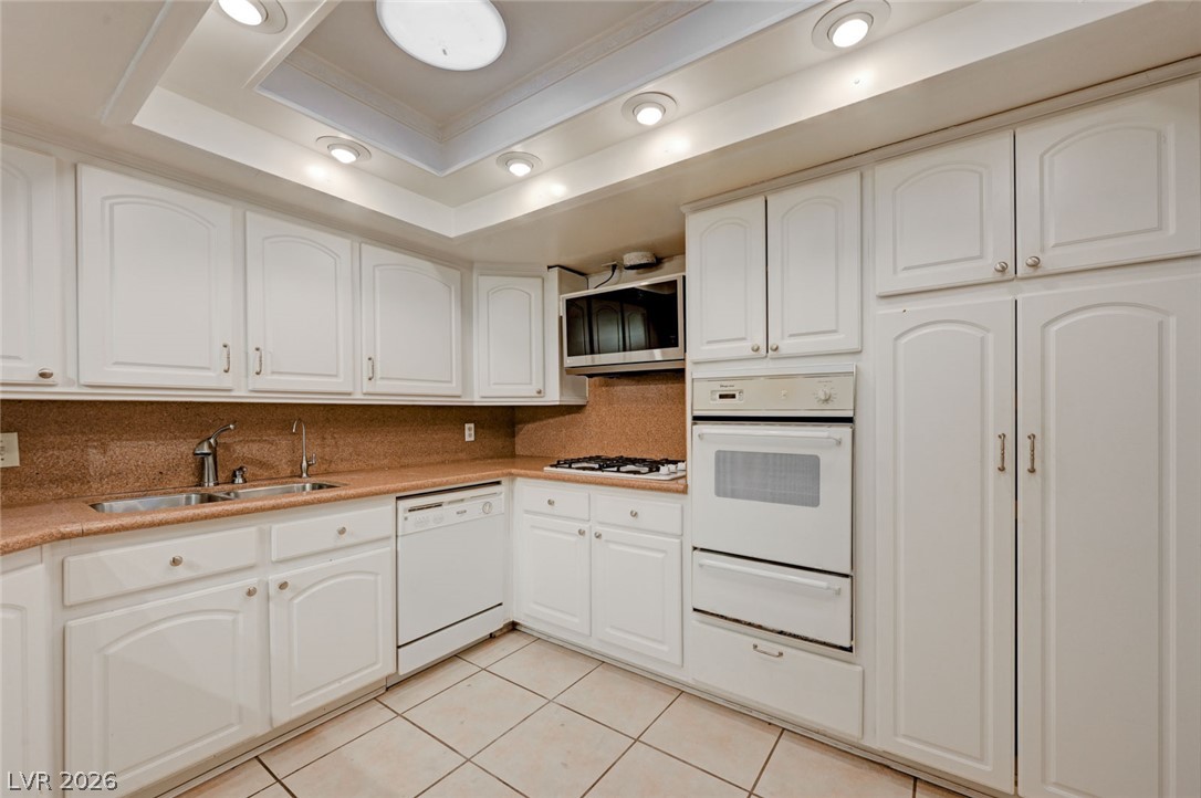 3518 Blackstone Street Property Photo 14