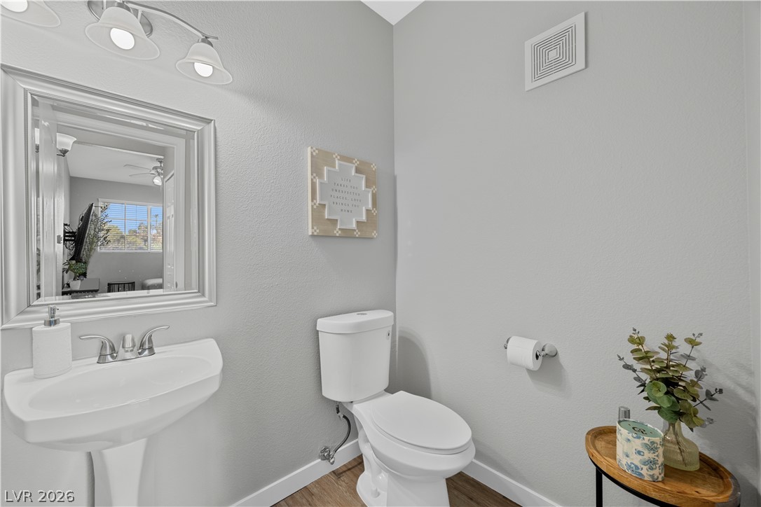 2325 Windmill Parkway 1124 Property Photo 18