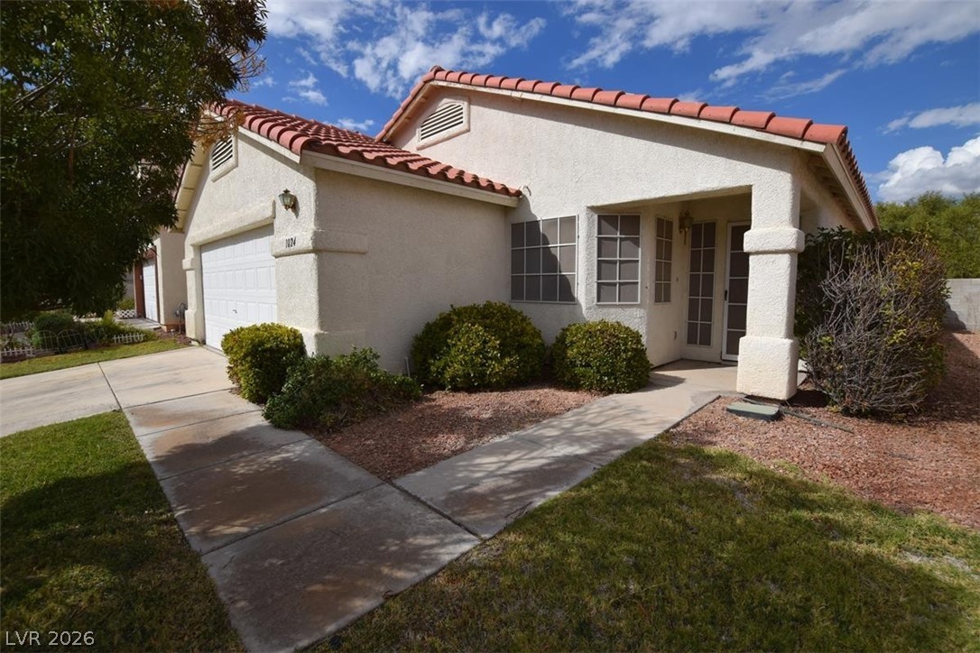 1024 Clover Tip Court Property Photo 3