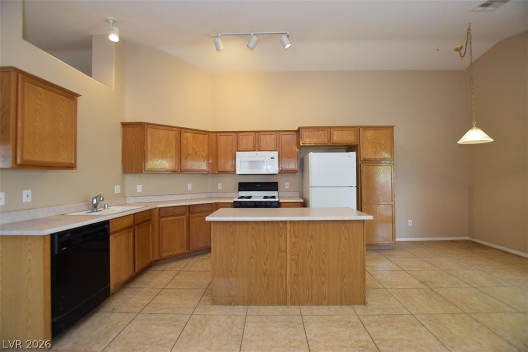 1024 Clover Tip Court Property Photo 14