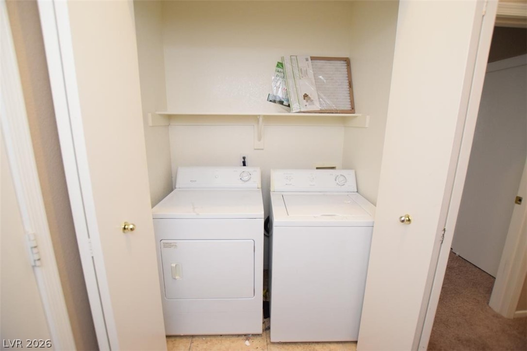 1024 Clover Tip Court Property Photo 28