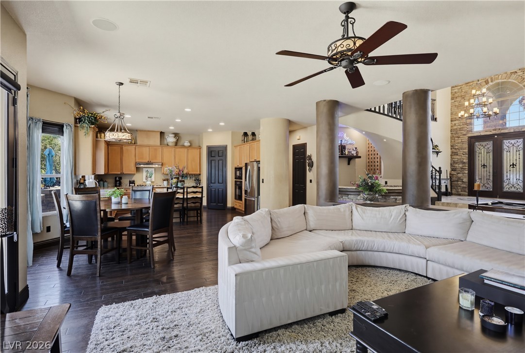 5620 Benevento Court Property Photo 18