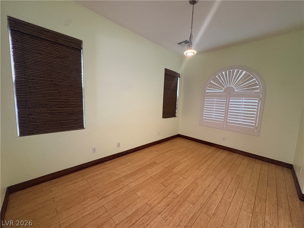 7811 Stroh Lane Property Photo 5