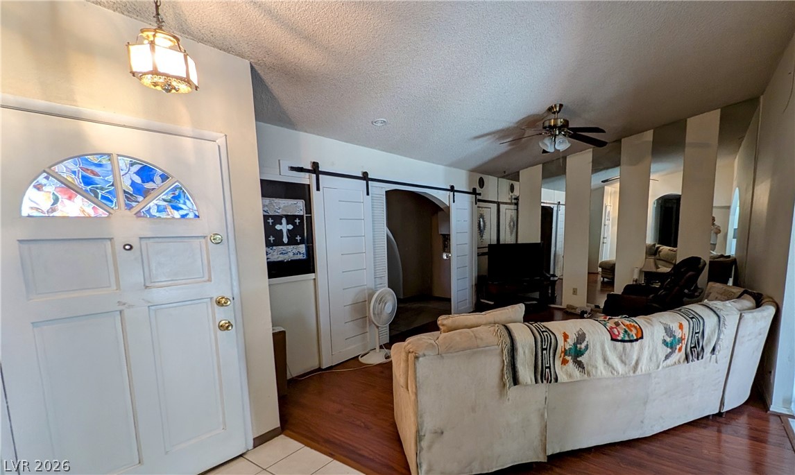 3204 Lindell Road Property Photo 2