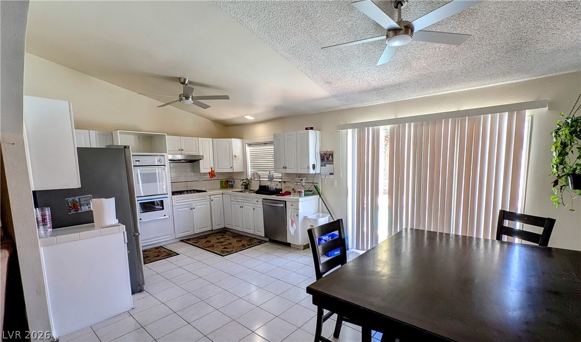 3204 Lindell Road Property Photo 3