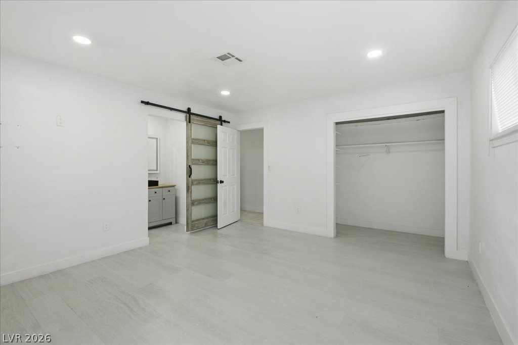 4013 Esmeralda Avenue Property Photo 5
