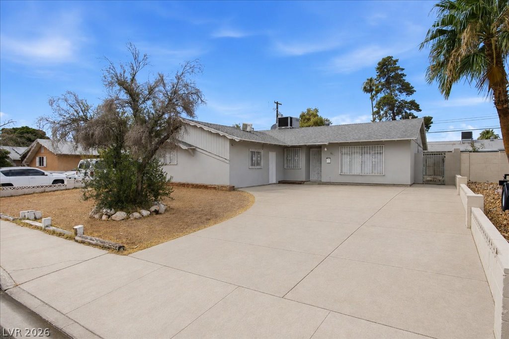 4013 Esmeralda Avenue Property Photo 14