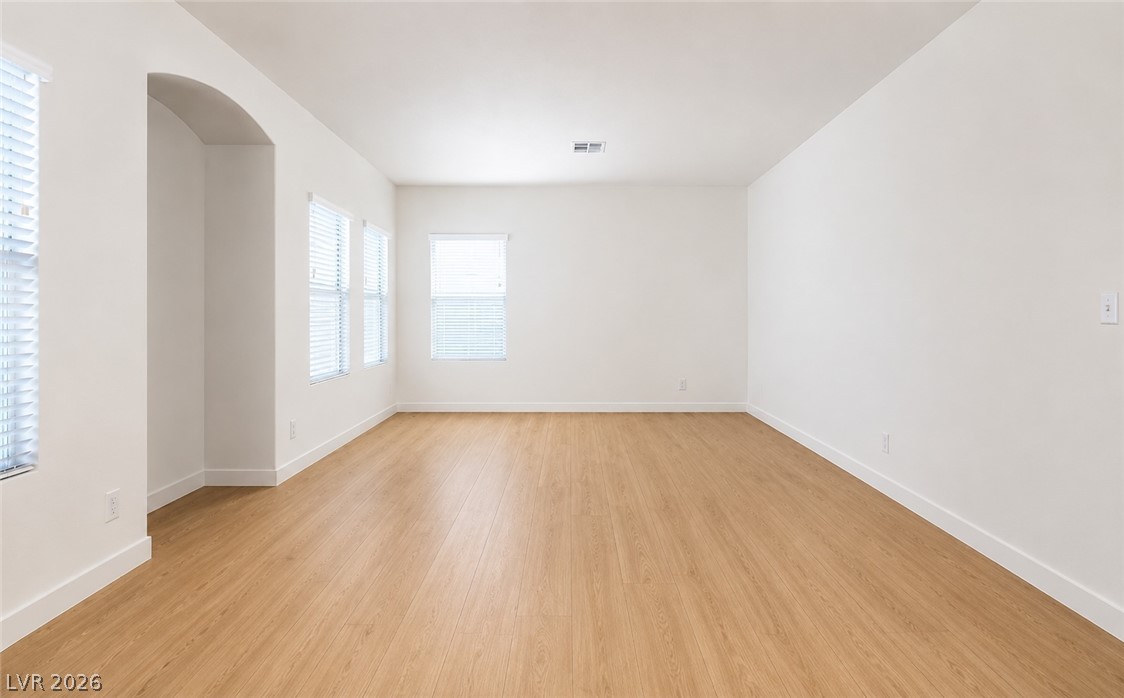 4542 Silver Bit Court Property Photo 8