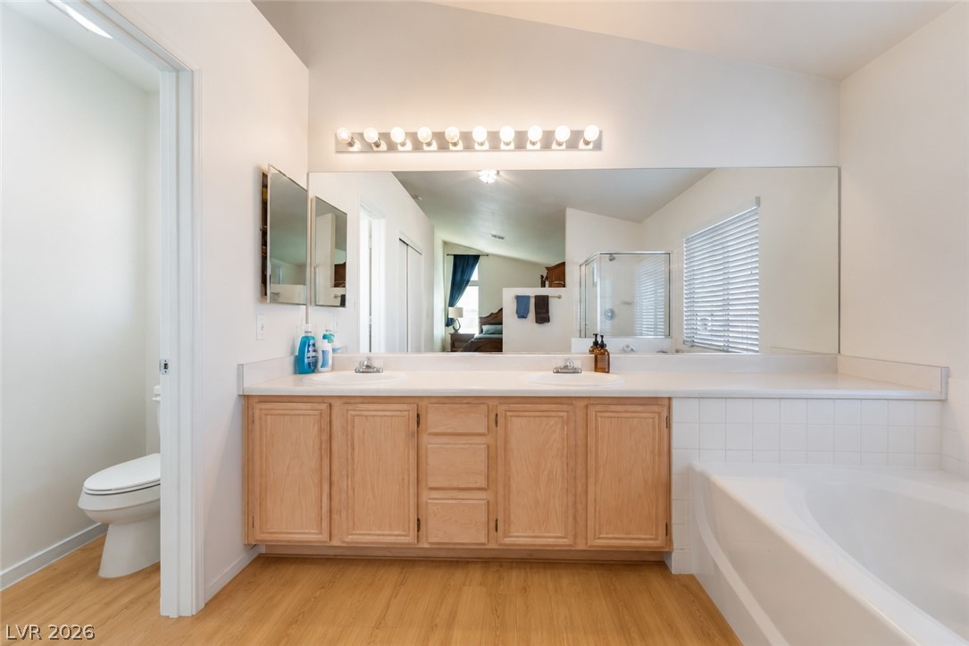 4542 Silver Bit Court Property Photo 13