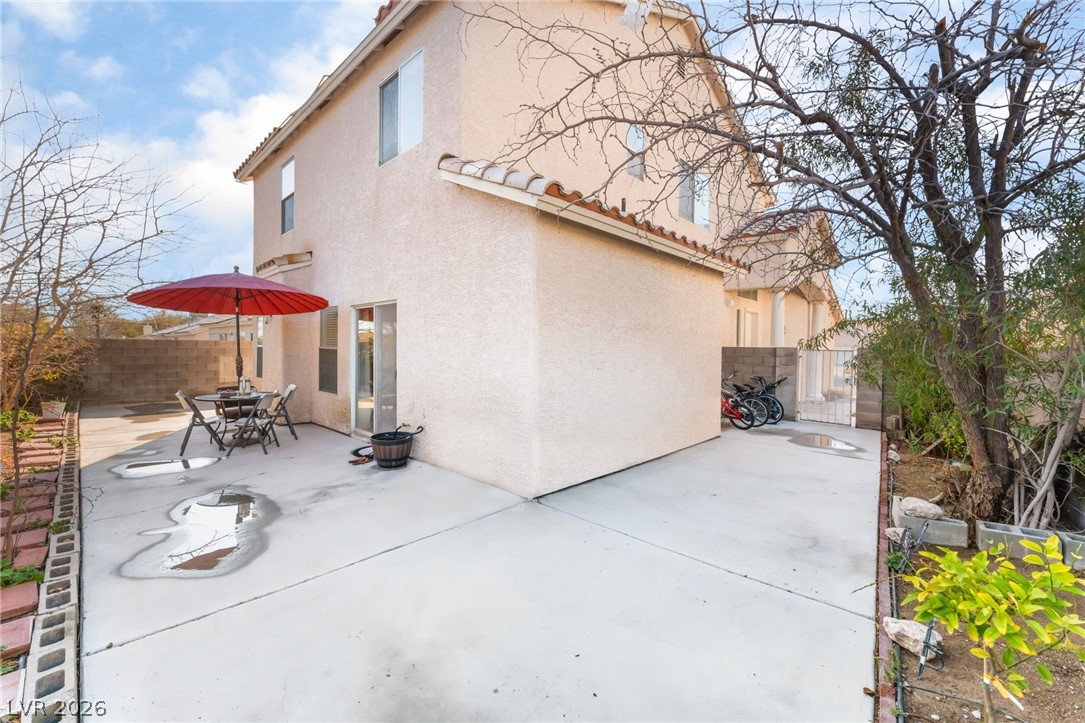 4542 Silver Bit Court Property Photo 17