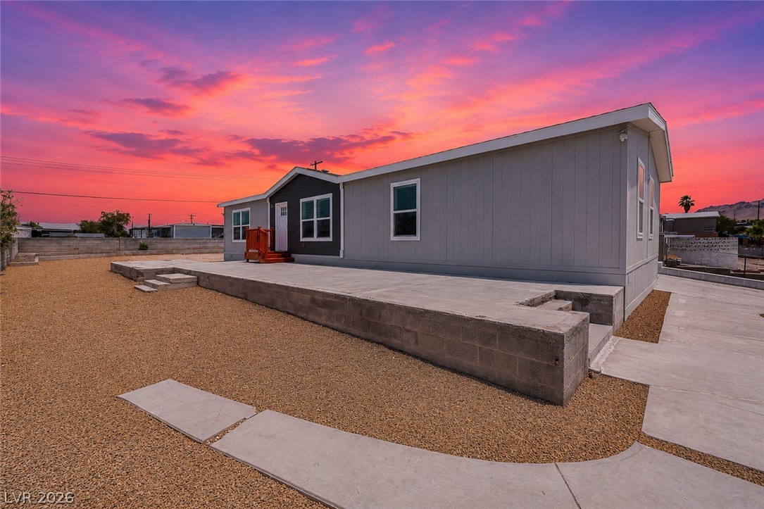 6146 Bryce Canyon Avenue Property Photo 1