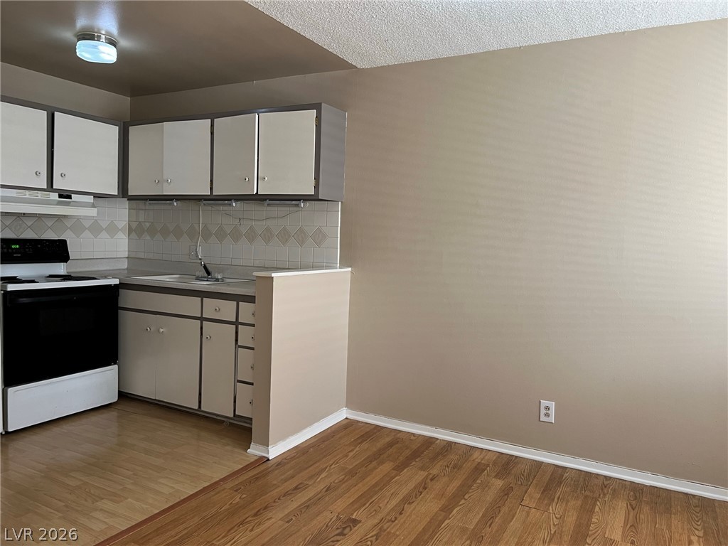 304 Orland Street 55 Property Photo 7