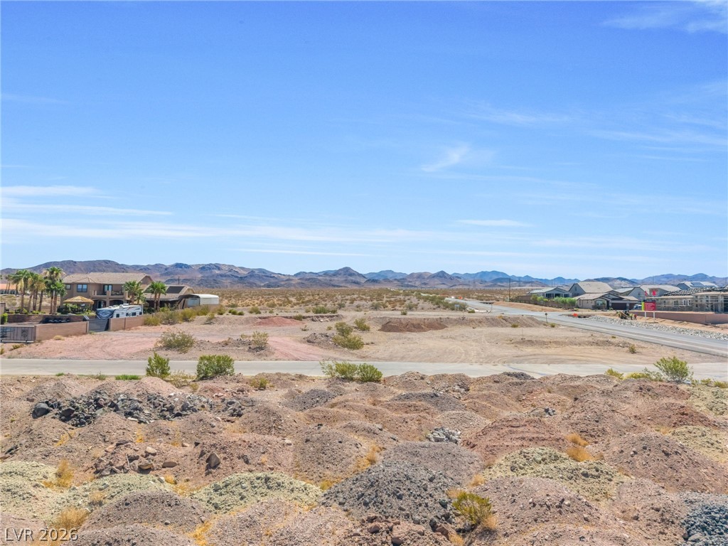 Milan & Burkholder Property Photo 11