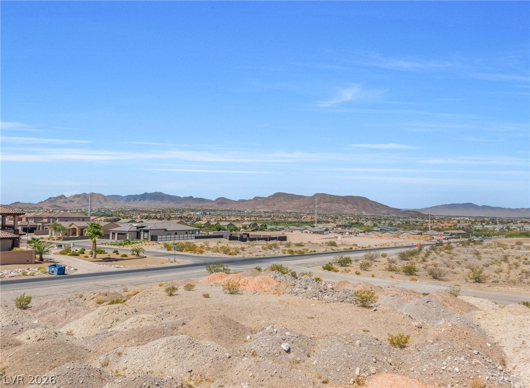 Milan & Burkholder Property Photo 14
