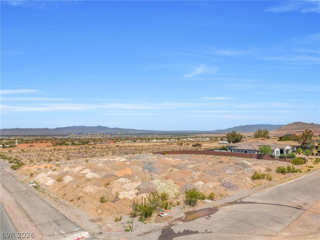 Milan & Burkholder Property Photo 16