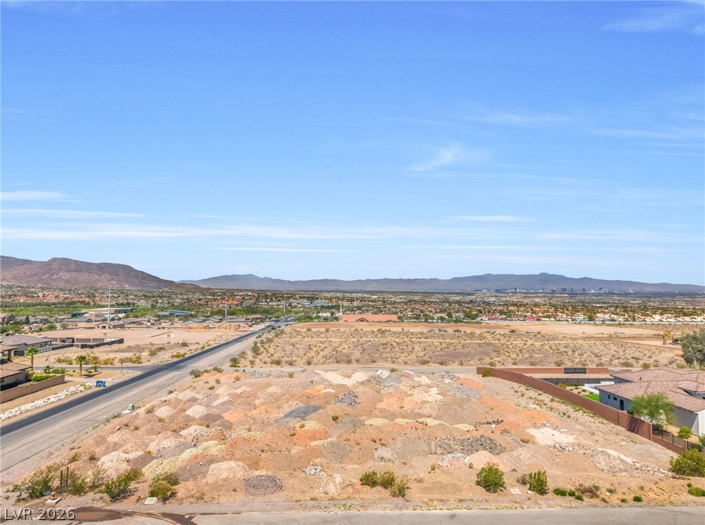 Milan & Burkholder Property Photo 17