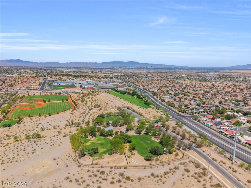Milan & Burkholder Property Photo 19
