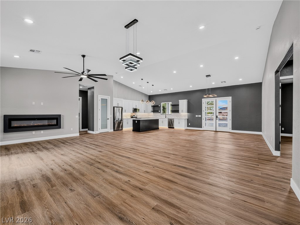 1860 Doral Court Property Photo 3