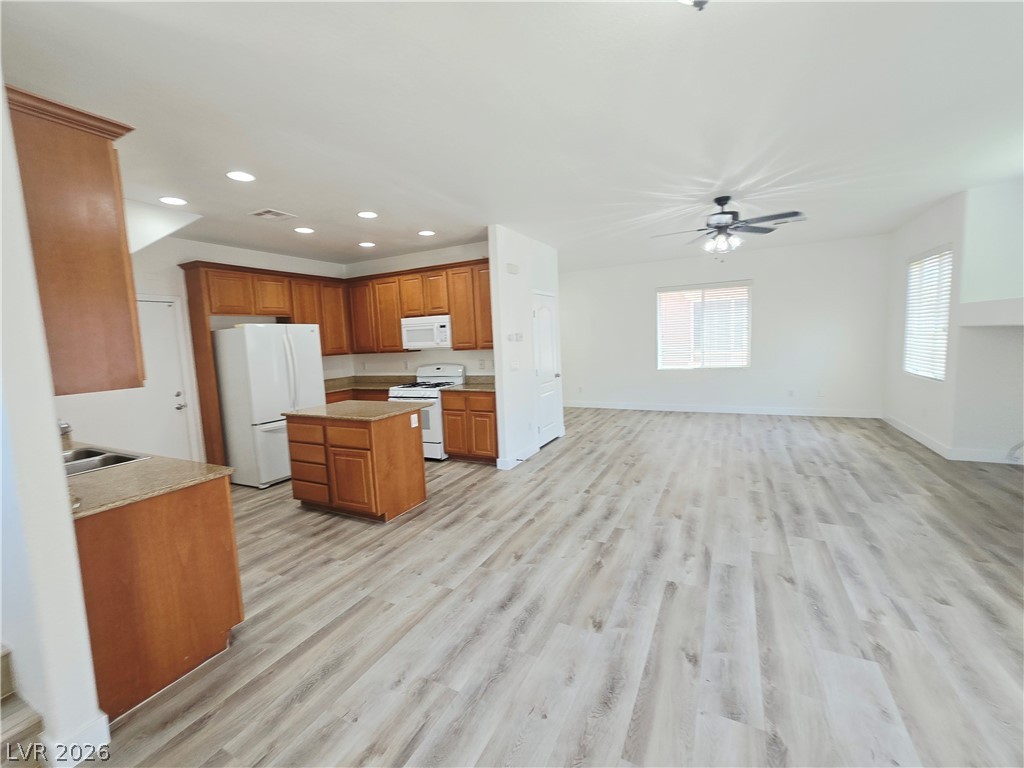 8237 Brilliant Pompon Place Property Photo 1