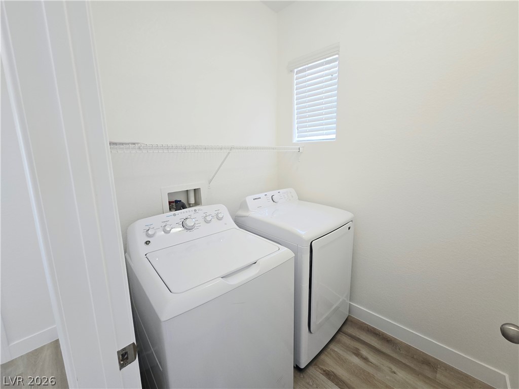 8237 Brilliant Pompon Place Property Photo 19
