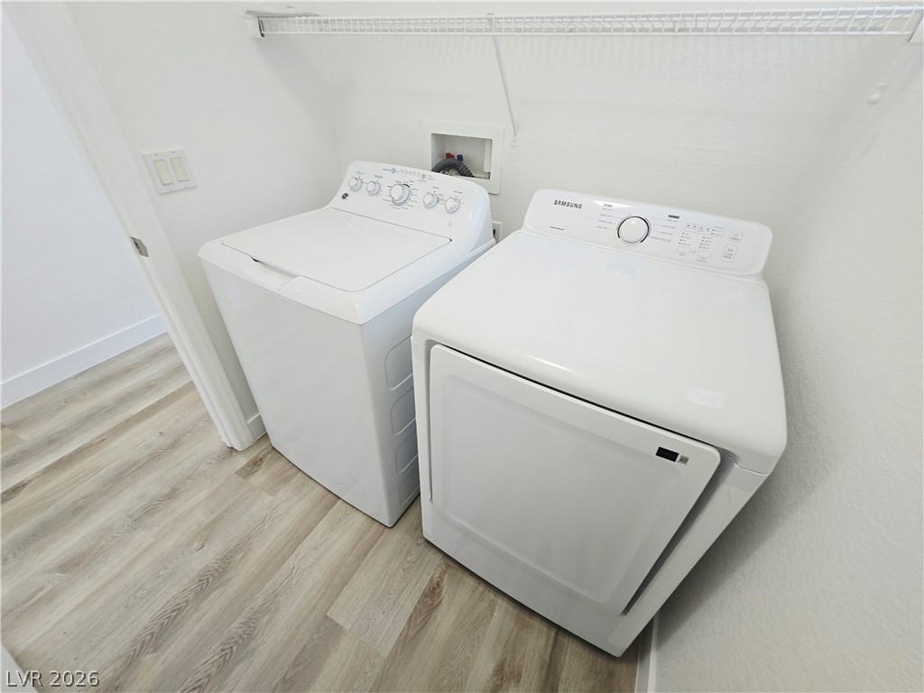 8237 Brilliant Pompon Place Property Photo 20
