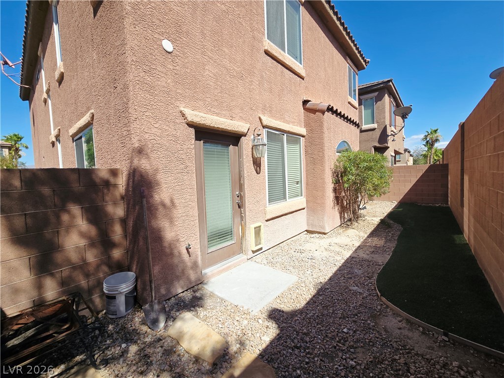 8237 Brilliant Pompon Place Property Photo 30