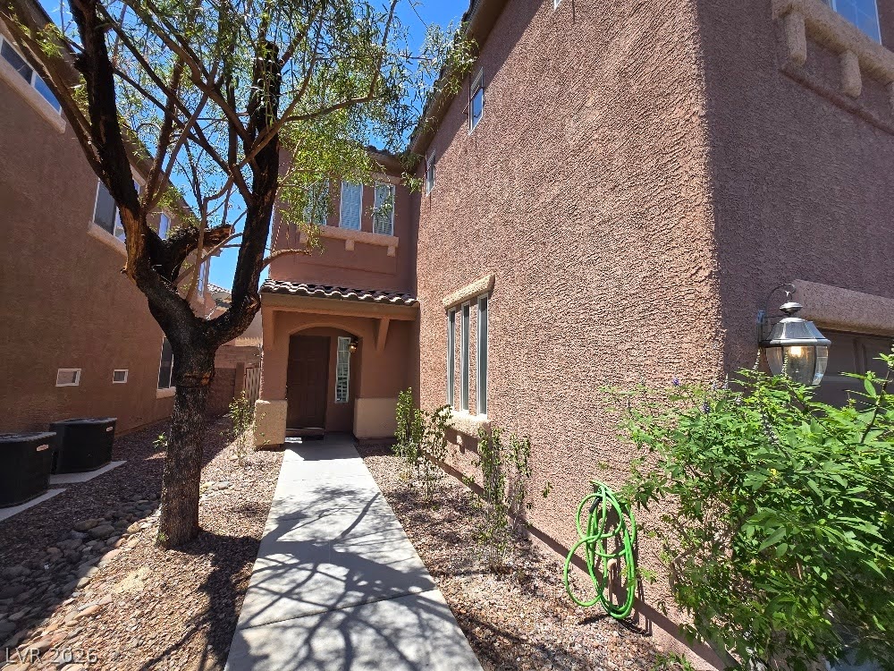 8237 Brilliant Pompon Place Property Photo 31