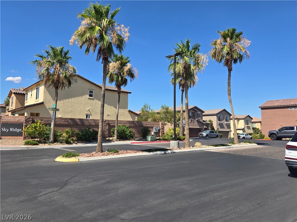 8237 Brilliant Pompon Place Property Photo 33