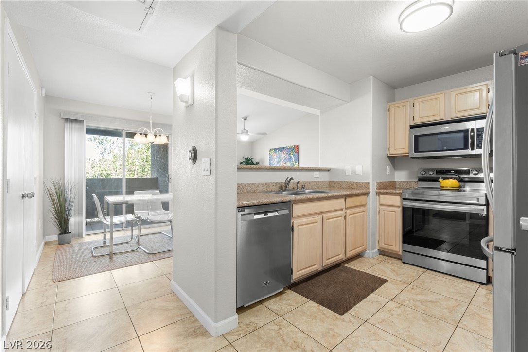 555 East Silverado Ranch Boulevard 2088 Property Photo 8