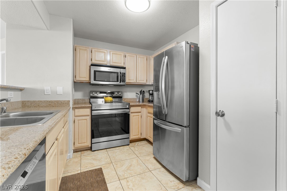 555 East Silverado Ranch Boulevard 2088 Property Photo 10