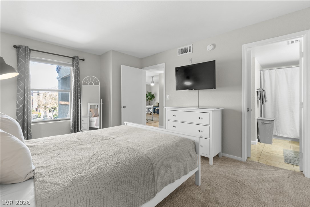 555 East Silverado Ranch Boulevard 2088 Property Photo 15