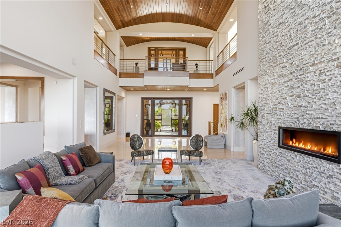 5128 Scenic Ridge Drive Property Photo 8