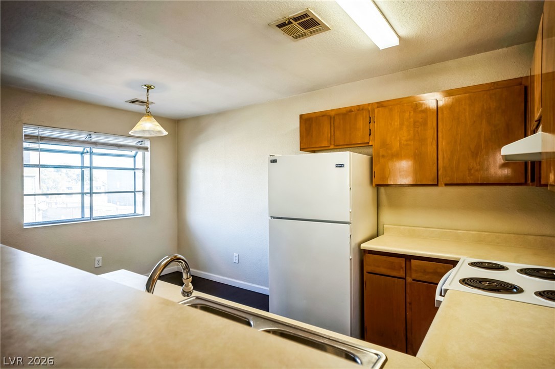 2654 Bryandouglas Drive D Property Photo 4