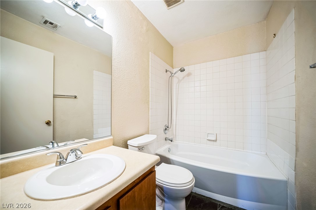 2654 Bryandouglas Drive D Property Photo 12