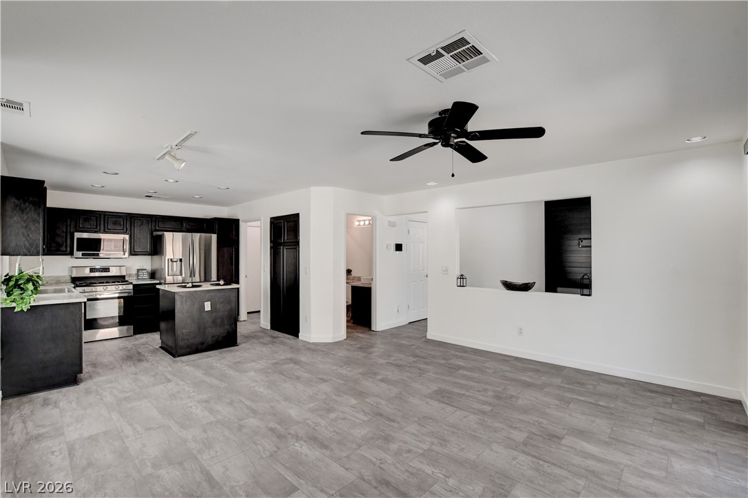 1837 Sierra Valley Way Property Photo 13