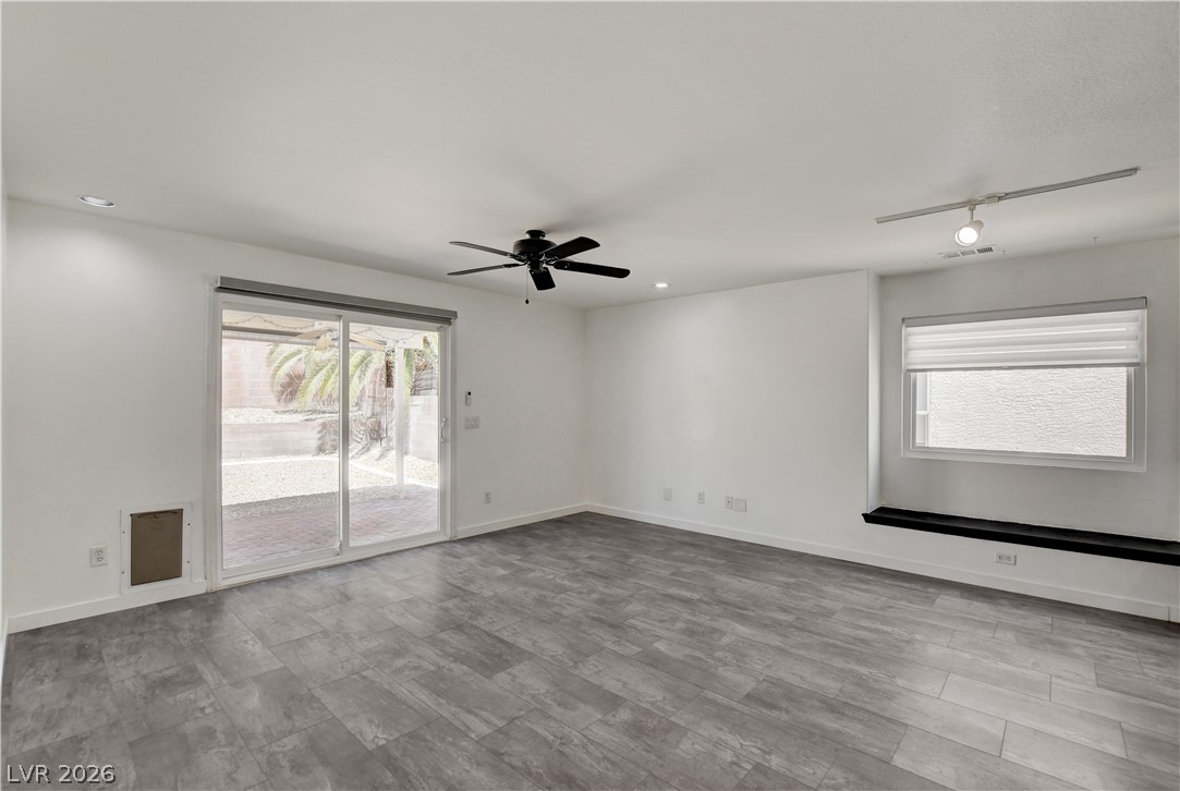1837 Sierra Valley Way Property Photo 17