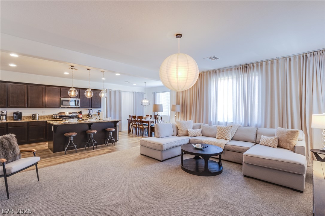 2794444 Property Photo 1