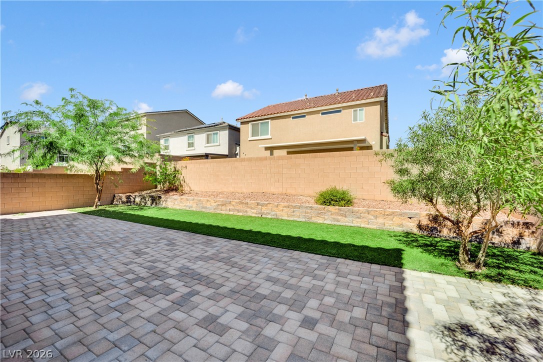 10307 Rolling Bay Court Property Photo 44