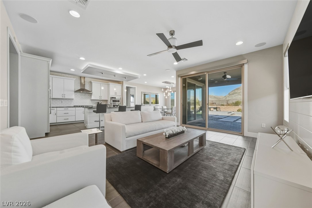 10840 Organic Drive Property Photo 1
